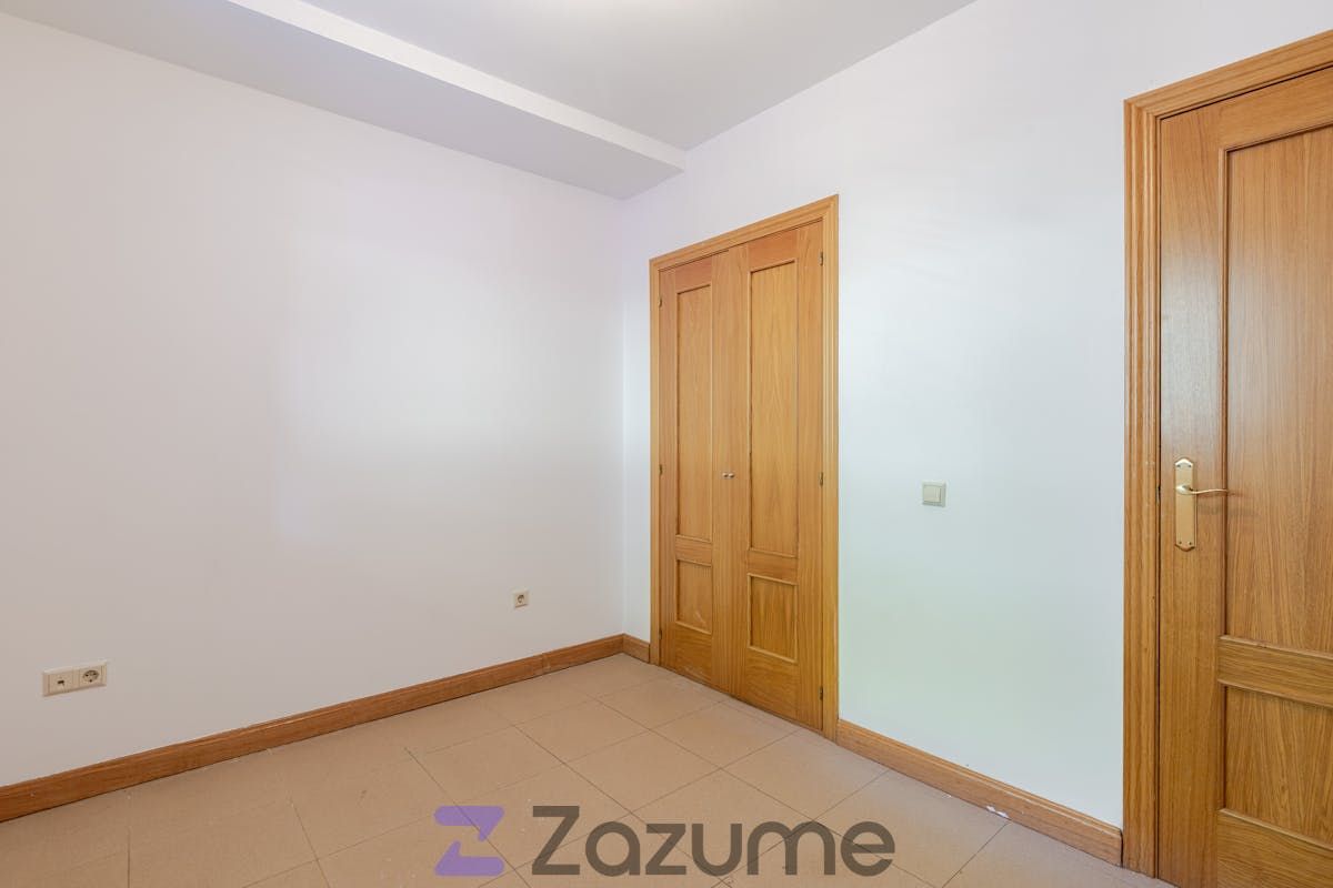 Casa o xalet de lloguer a C. Retama, El Robledal