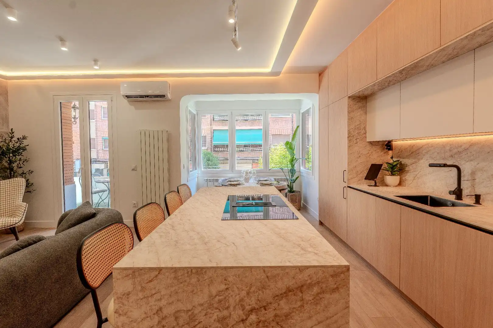Piso en venta en Duquesa de la Victoria, 44, Residencia