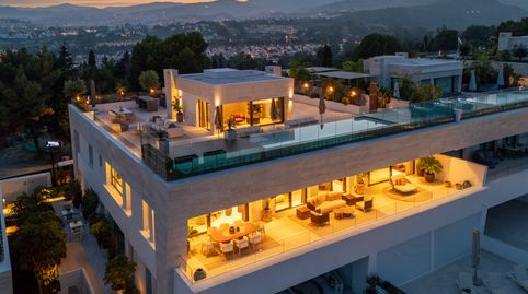 Sky villa de lujo con piscina privada y vistas al mar en Marbella
