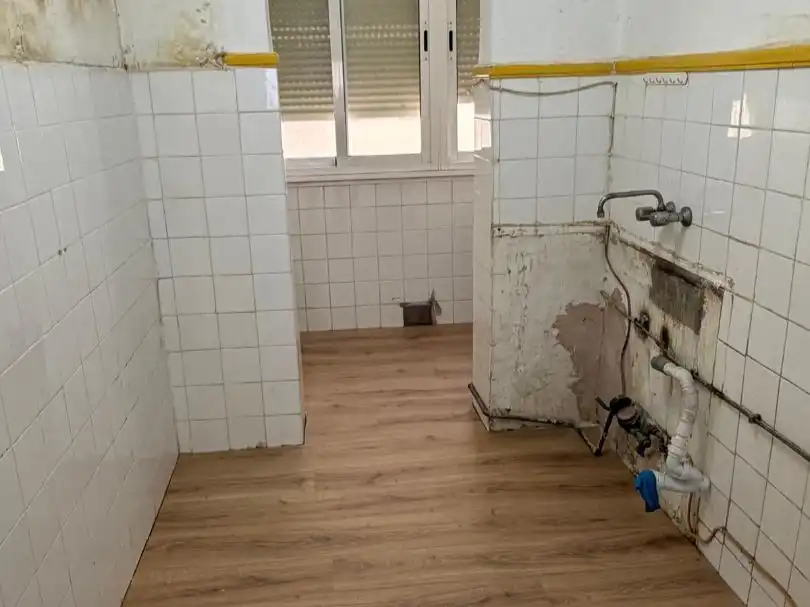 Baño de Piso en venta en San José - San Bernardo