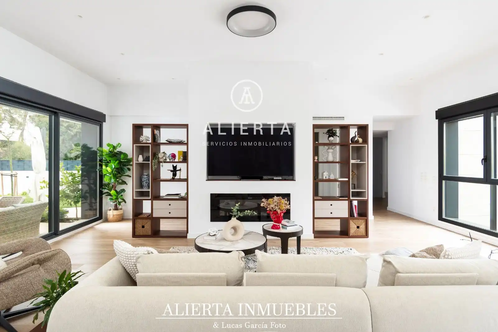 Sala de estar de Casa o chalet en venta en Zaragoza con Aire acondicionado, Calefacción y Trastero