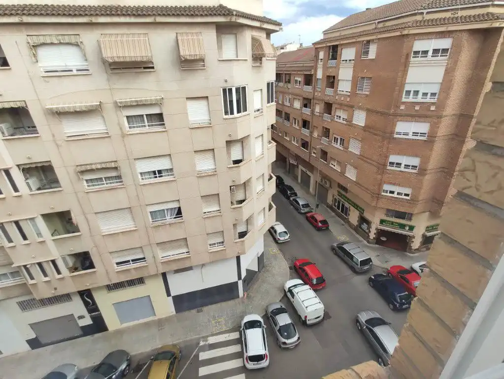 Vista exterior de Pis de lloguer en Castellón de la Plana / Castelló de la Plana amb Traster i Moblat