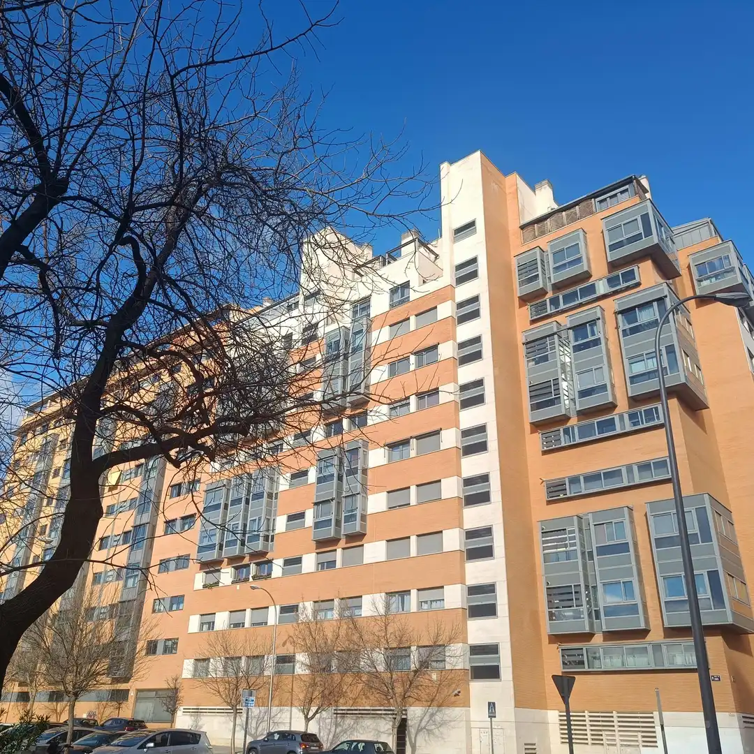 Vista exterior de Garaje en venta en  Madrid Capital