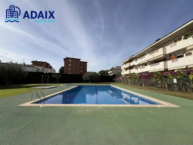 Casa adosada en venta en Roda de Berà