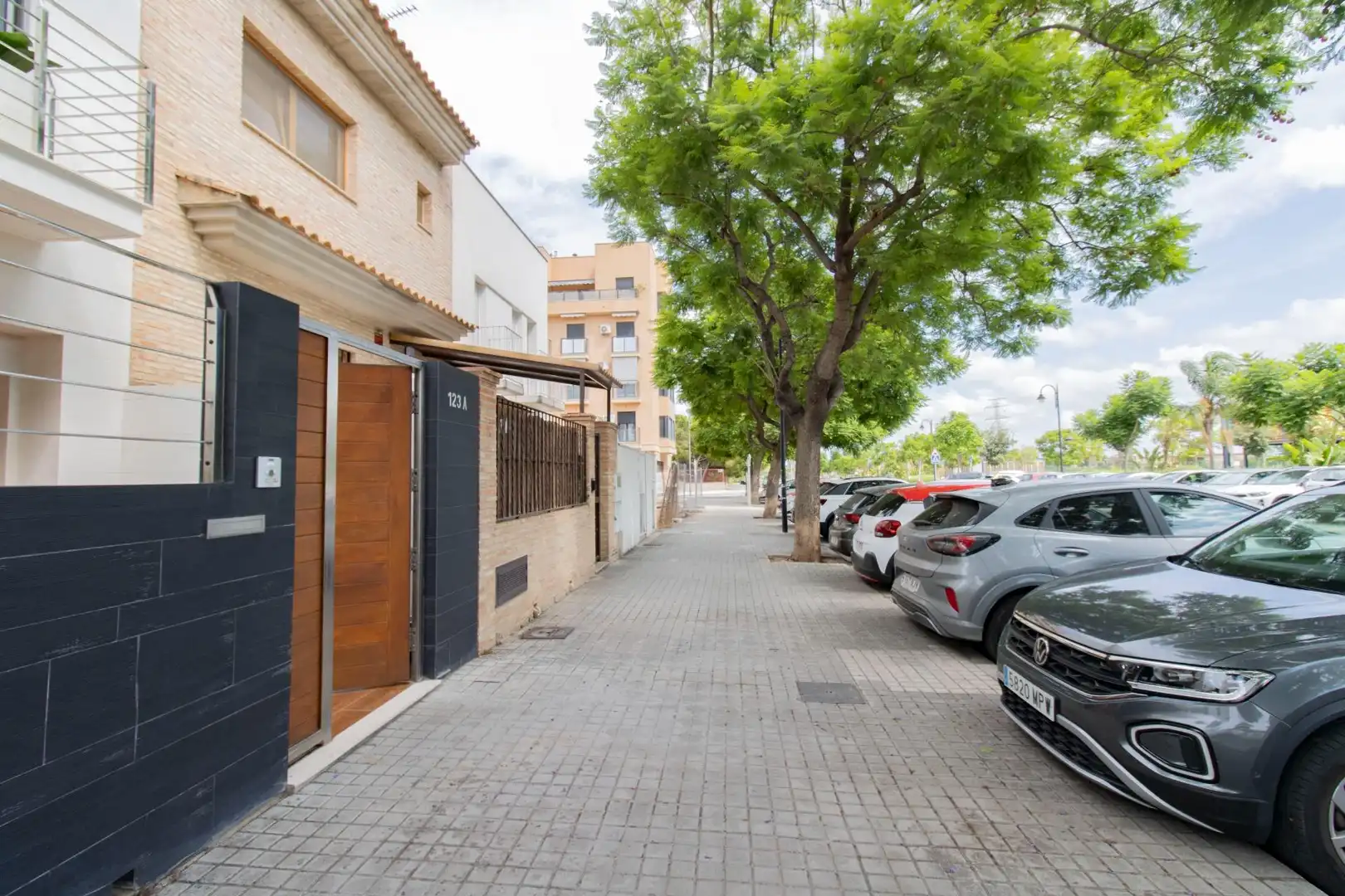 Exterior view of Houses for sale in Quart de Poblet