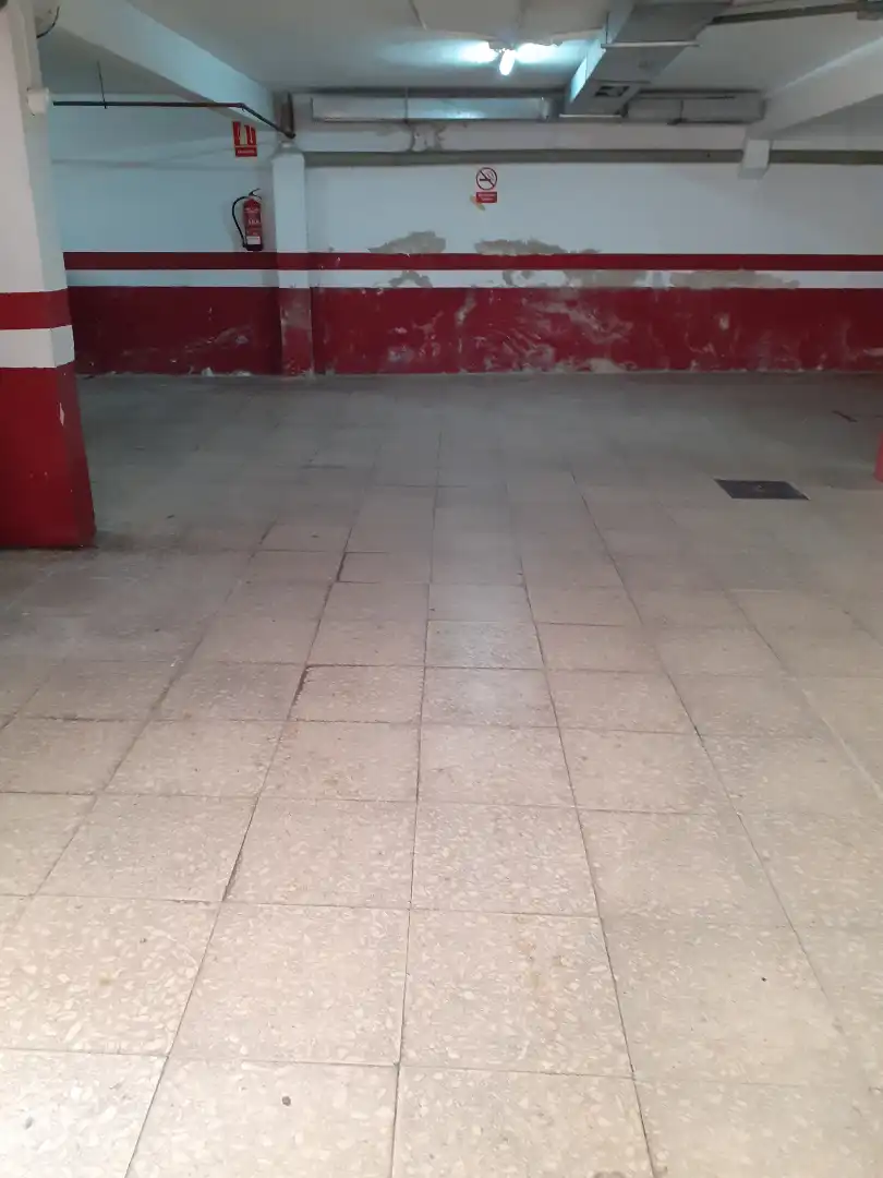 Einzelparkplatz zum Verkauf in Calle de Martinez Oviol, imagen 4