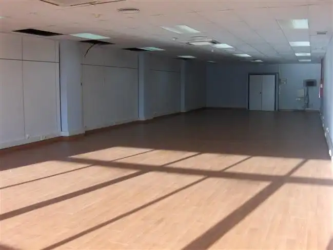 Büro zur Miete in Coslada mit Klimaanlage und Abstellraum