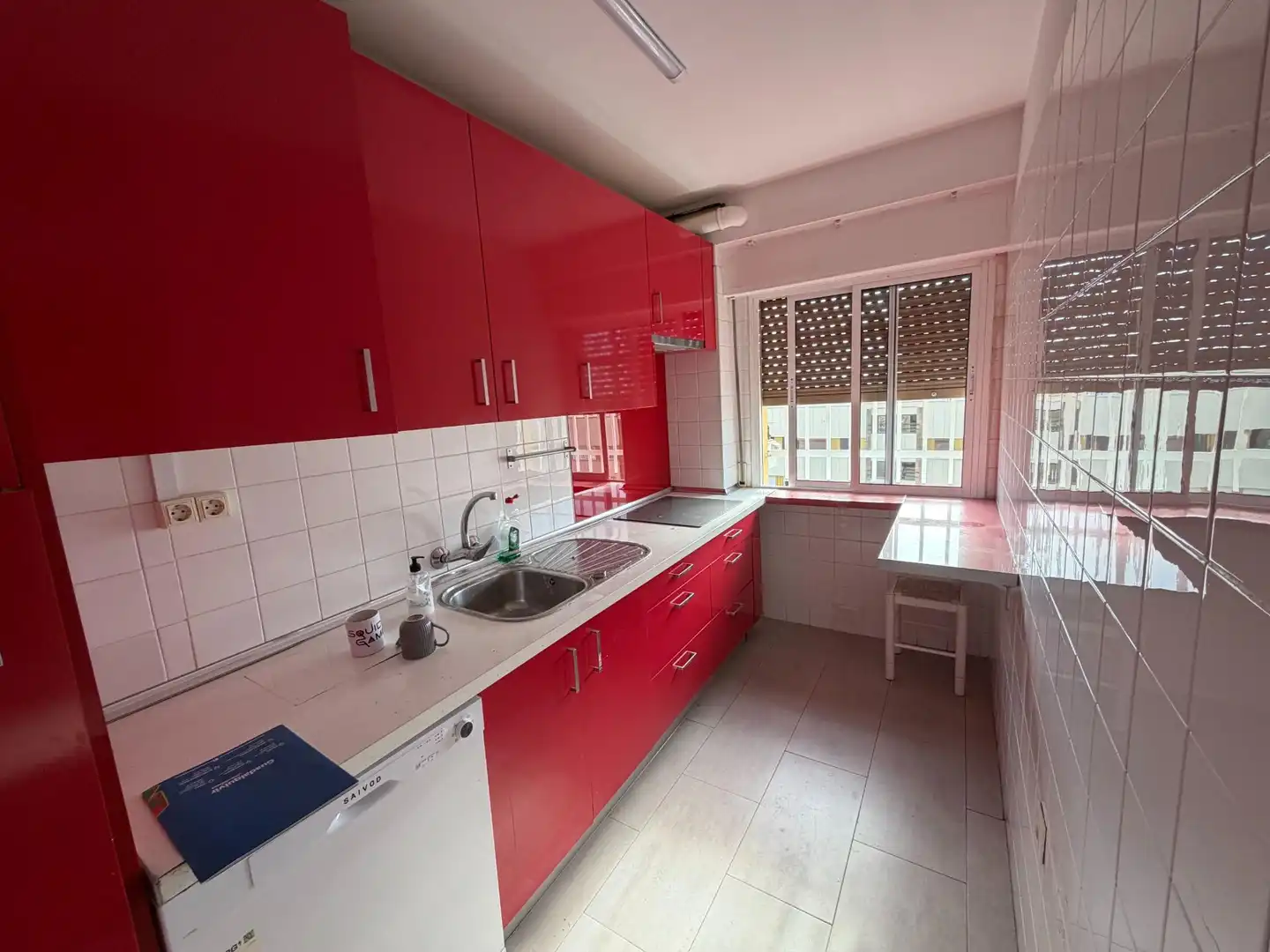 Cocina de Piso de alquiler en Sevilla con Aire acondicionado