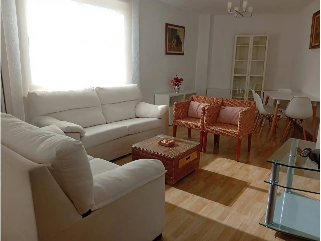 Sala d'estar de Pis de lloguer en Jerez de la Frontera amb Aire condicionat, Calefacció i Terrassa