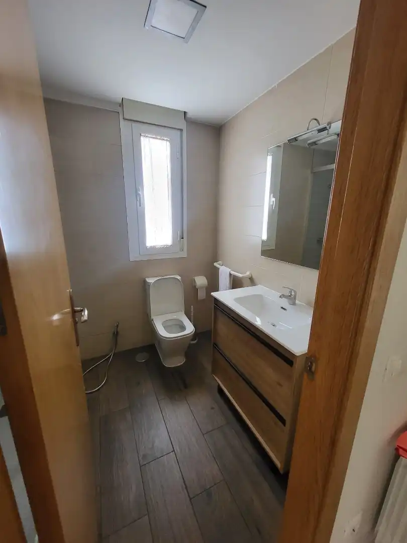Badezimmer von Wohnungen zur Miete in Marchamalo mit Abstellraum und Möbliert
