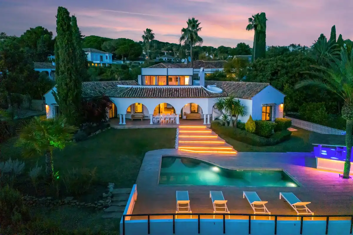 Vista exterior de Casa o xalet en venda en Marbella Centro