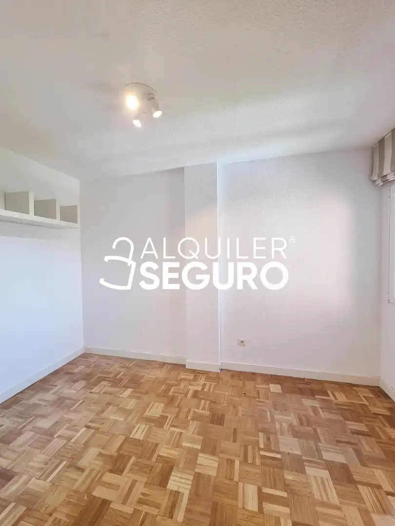 Bedroom of Flat for rent in Las Rozas de Madrid  with Air Conditioner, Heating and Terrace