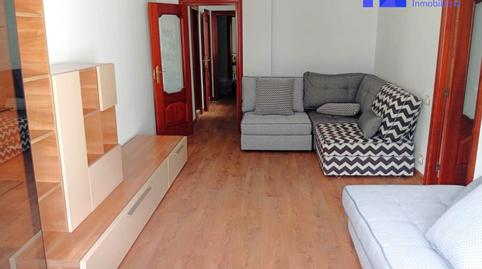 Foto 2 de Pis de lloguer a Oviedo - Avenida Valentin Masip, Masip, Asturias