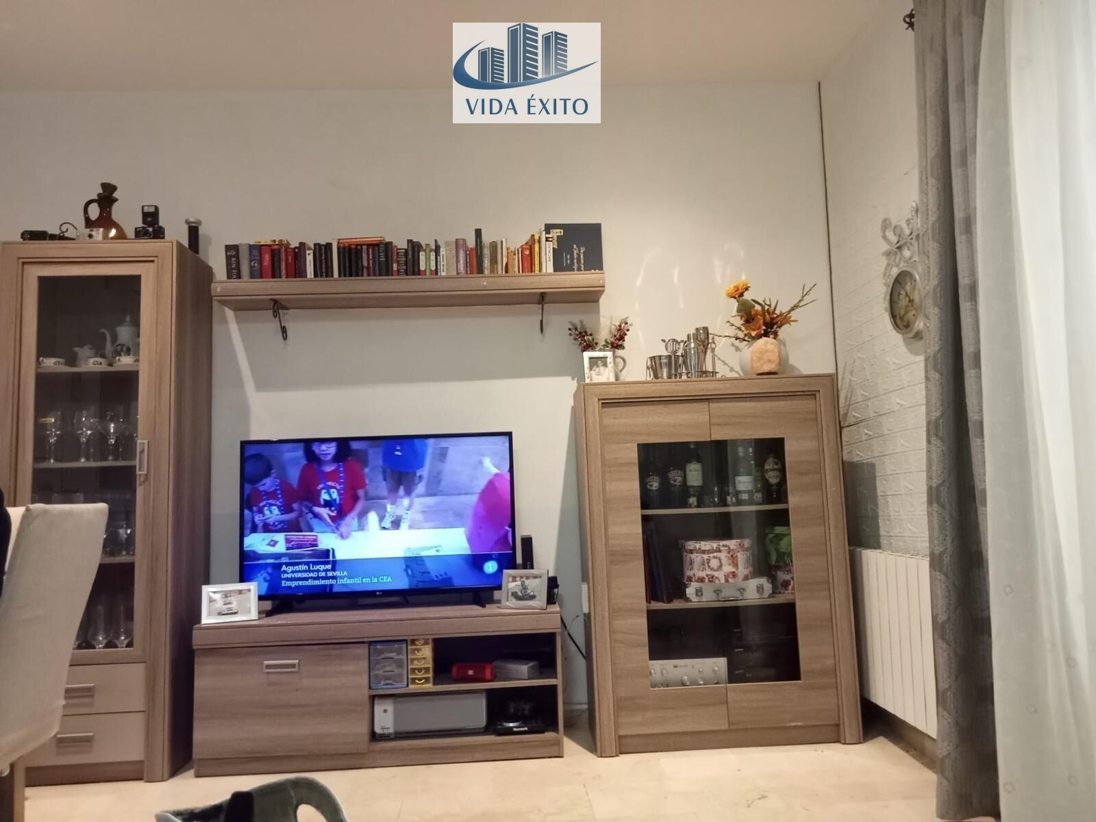 Sala d'estar de Pis en venda en  Jaén Capital amb Aire condicionat