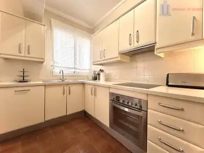 Piso con ascensor en venta en FRAY LEOPOLDO DE ALPANDEI 14, imagen 23
