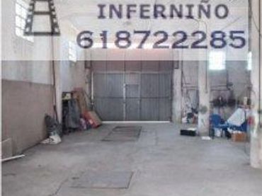 Locale commerciale in affitto a Piñeiros- Freixeiro