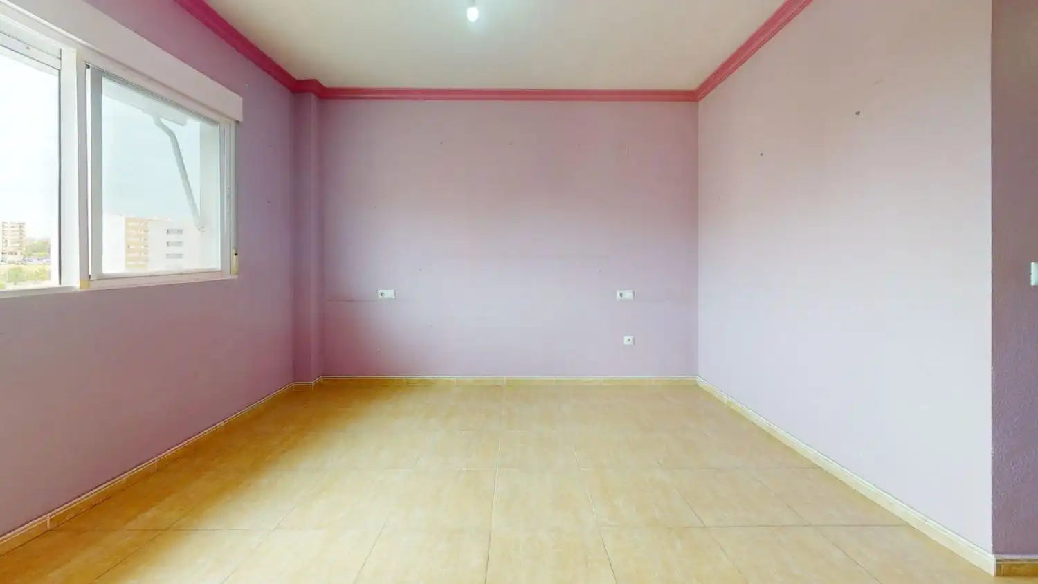 Habitación de Piso en venta en Alicante / Alacant con Aire acondicionado, Calefacción y Trastero