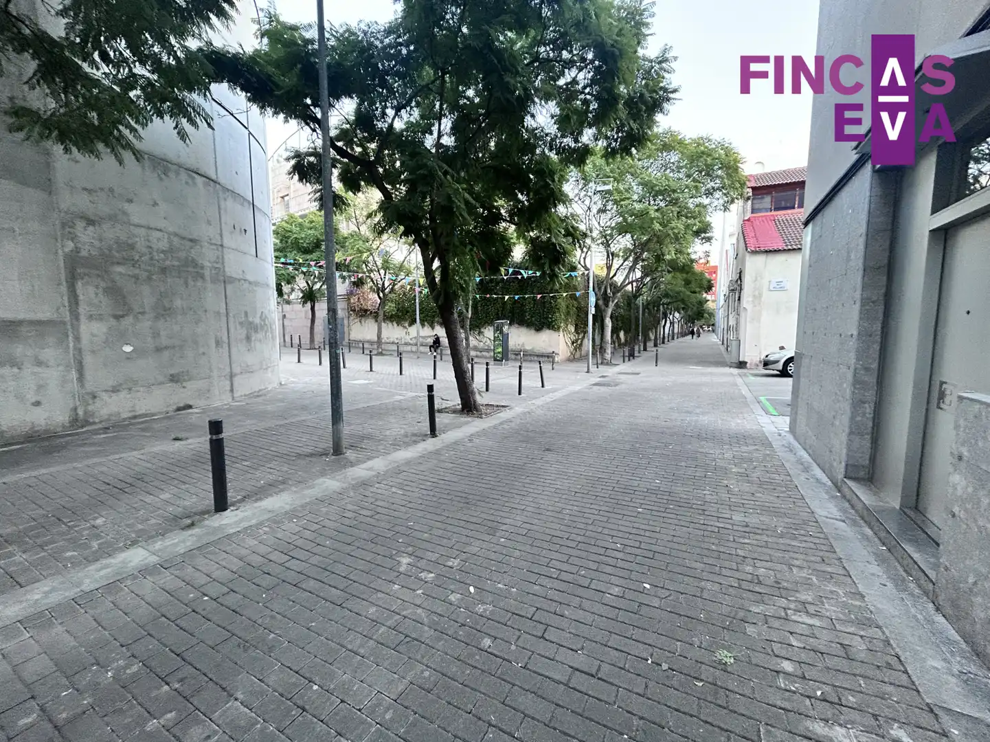 Exterior view of Garage for sale in Barcelona