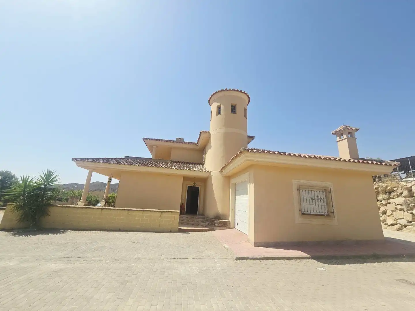 Außenansicht von Haus oder Chalet zum Verkauf in Sorbas mit Klimaanlage, Privatgarten und Terrasse