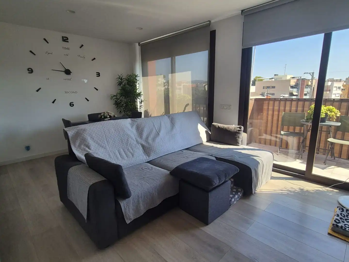 Sala d'estar de Àtic en venda en Cubelles amb Aire condicionat i Terrassa