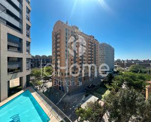Exterior view of Flat for sale in  Valencia Capital  with Air Conditioner, Heating and Terrace