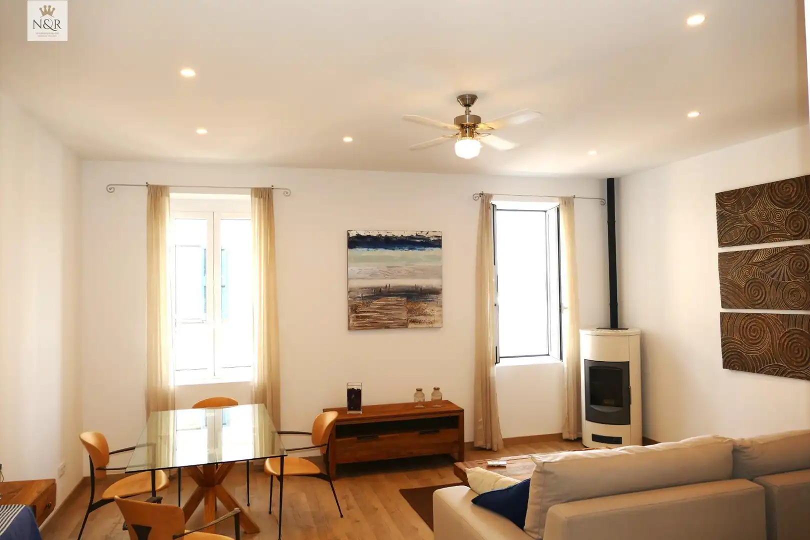 Sala d'estar de Casa o xalet en venda en Maó - Mahón amb Jardí privat, Parquet i Terrassa