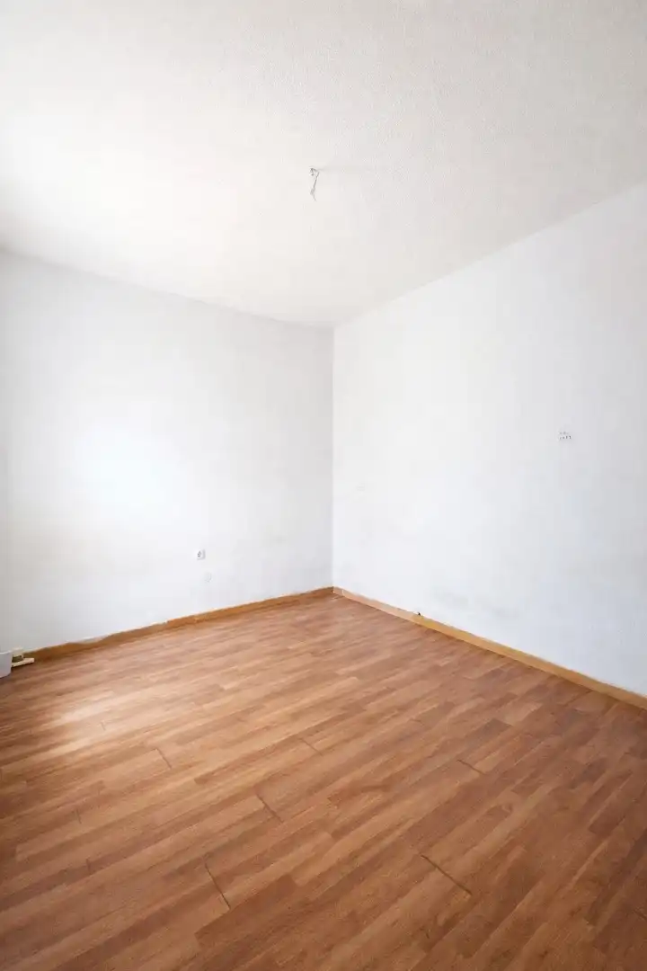 Habitación de Casa o chalet en venta en Badalona con Parquet, Terraza y Trastero