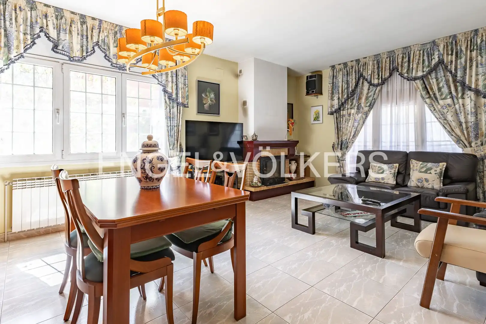Casa con jardín en venta en Sant Fost de Campsentelles, imagen 4