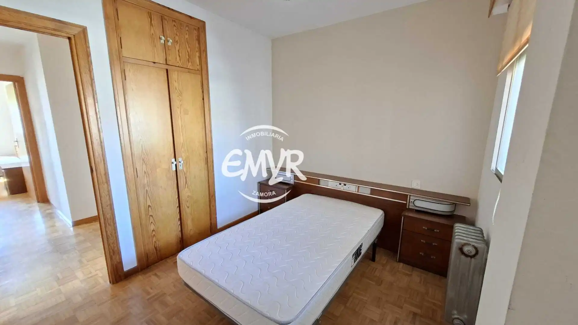 Bedroom of Flat for sale in Zamora Capital   with Heating, Parquet flooring and Terrace