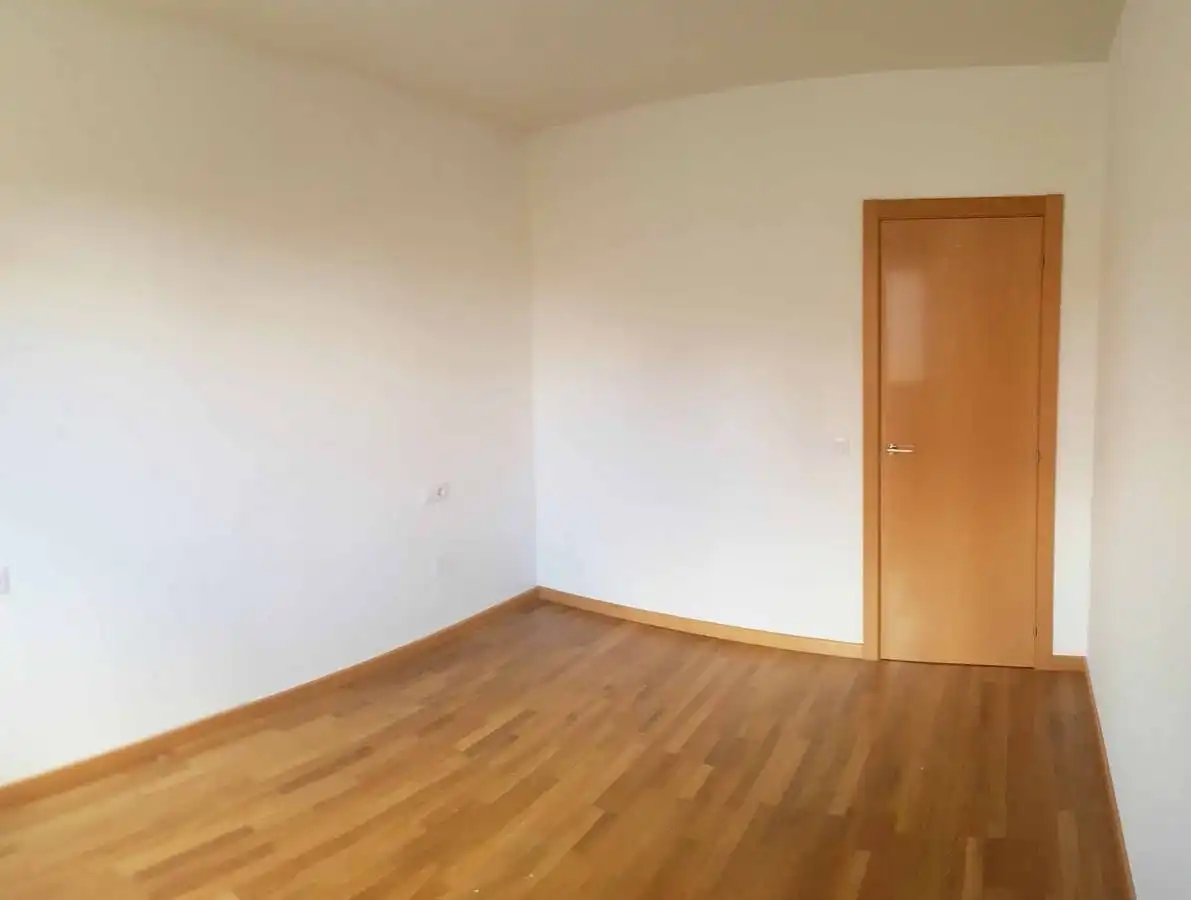 Planta baja de alquiler con opción a compra en Calle Corro Bazán, 3, Tordesillas