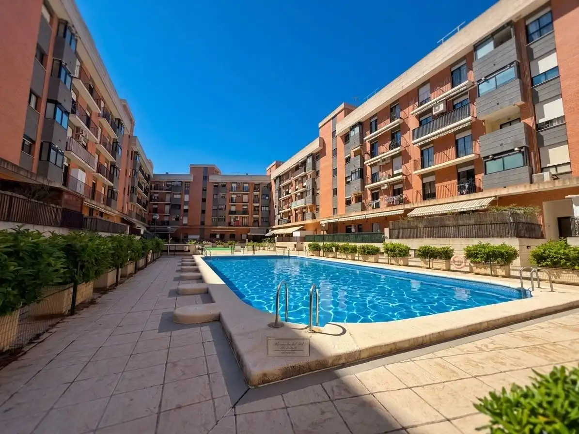 Piscina de Piso en venta en Moncada con Aire acondicionado, Calefacción y Trastero