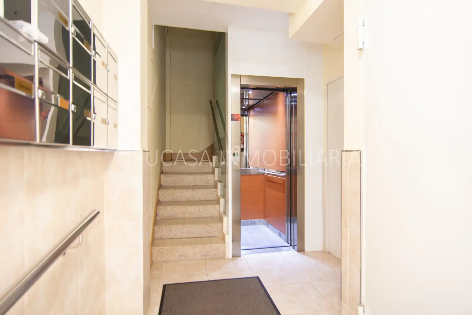 Piso en venta en A Coruña Capital  con Parquet, Horno y Lavadora