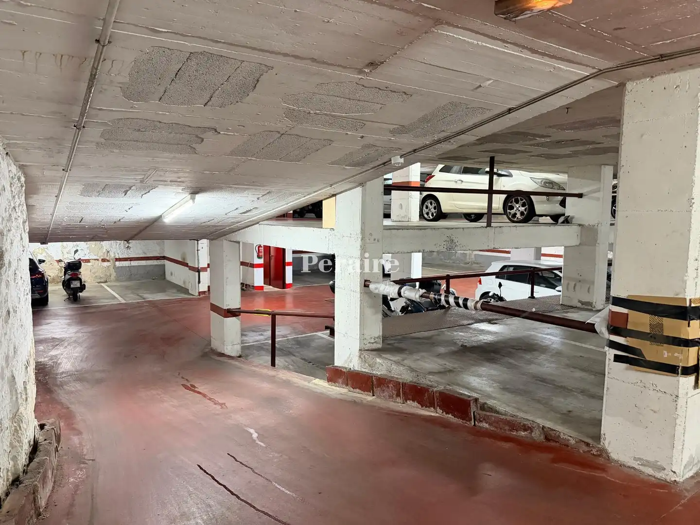 Parkplatz von Garage zur Miete in Barcelona
