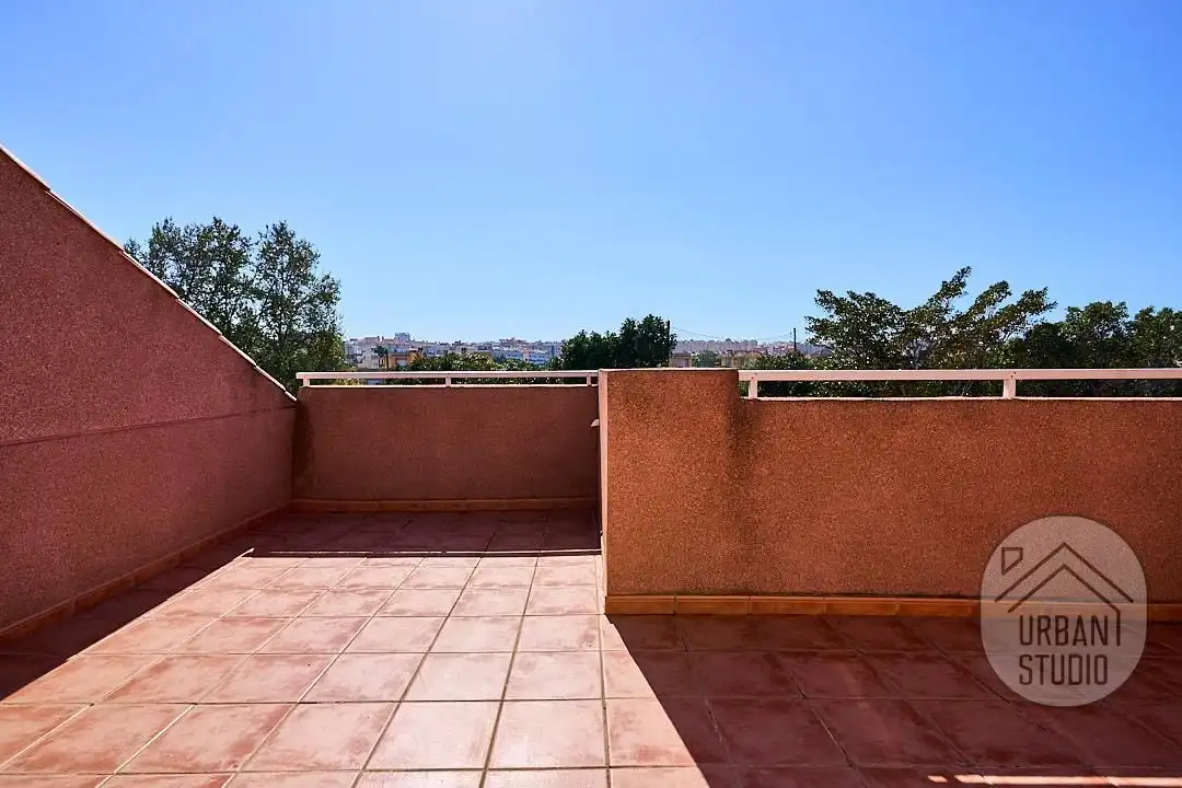 Terrassa de Casa o xalet en venda en Alicante / Alacant amb Aire condicionat, Calefacció i Terrassa