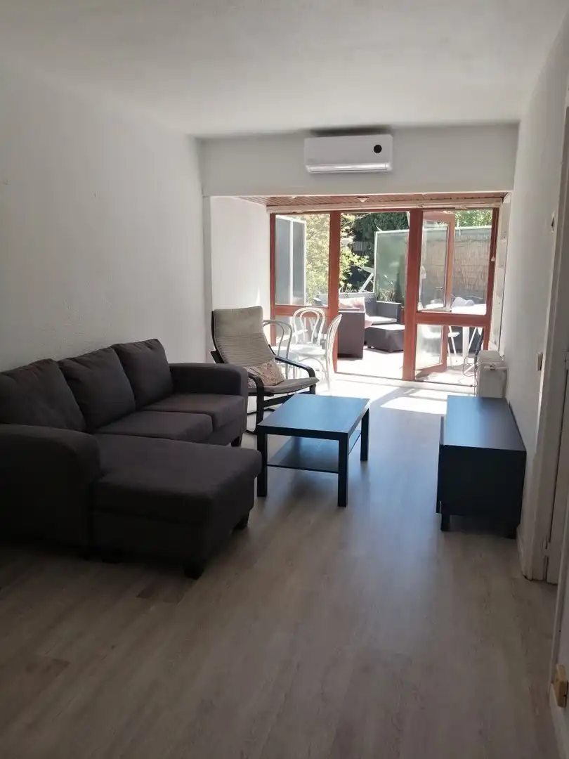 Apartament de lloguer a Calle de Apolonio Morales, Nueva España