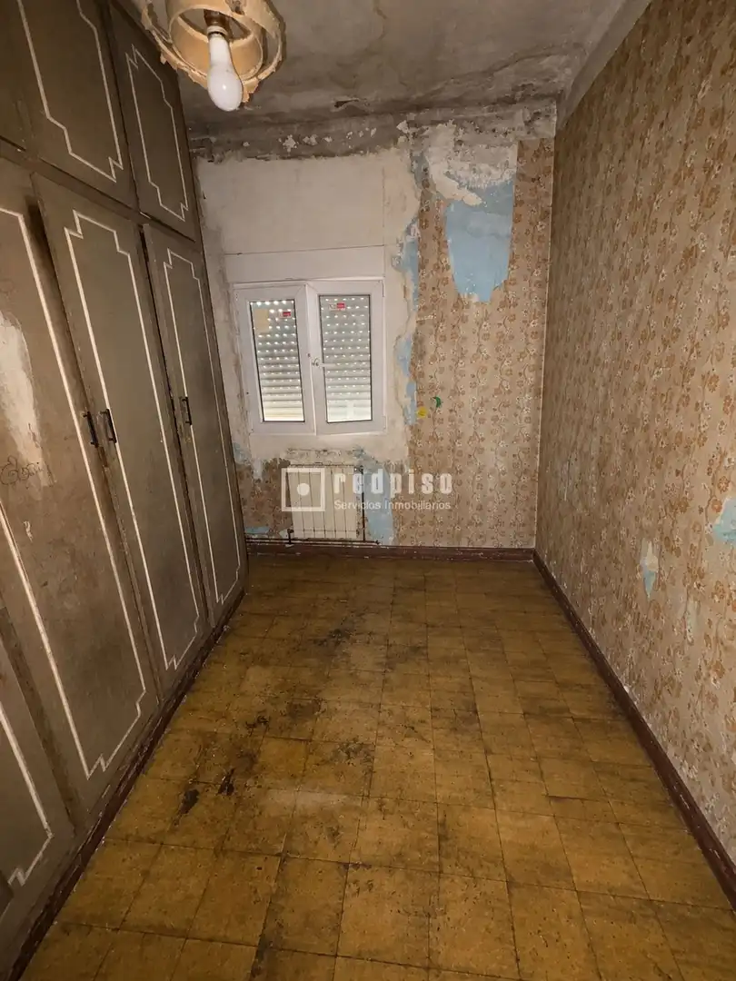 Habitación de Piso en venta en Madrid con Calefacción, Terraza y Trastero