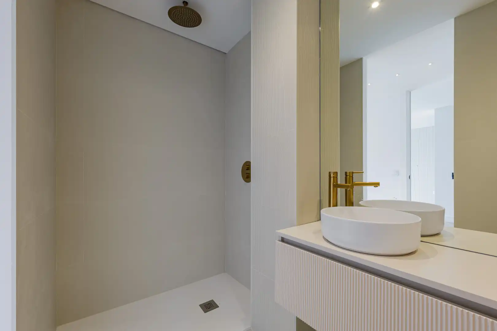 Bathroom of Apartments for sale in Málaga  with Heating, Terrace and Alarm