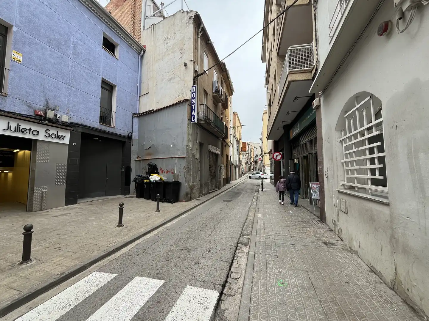 Exterior view of Commercial properties for sale in Manresa