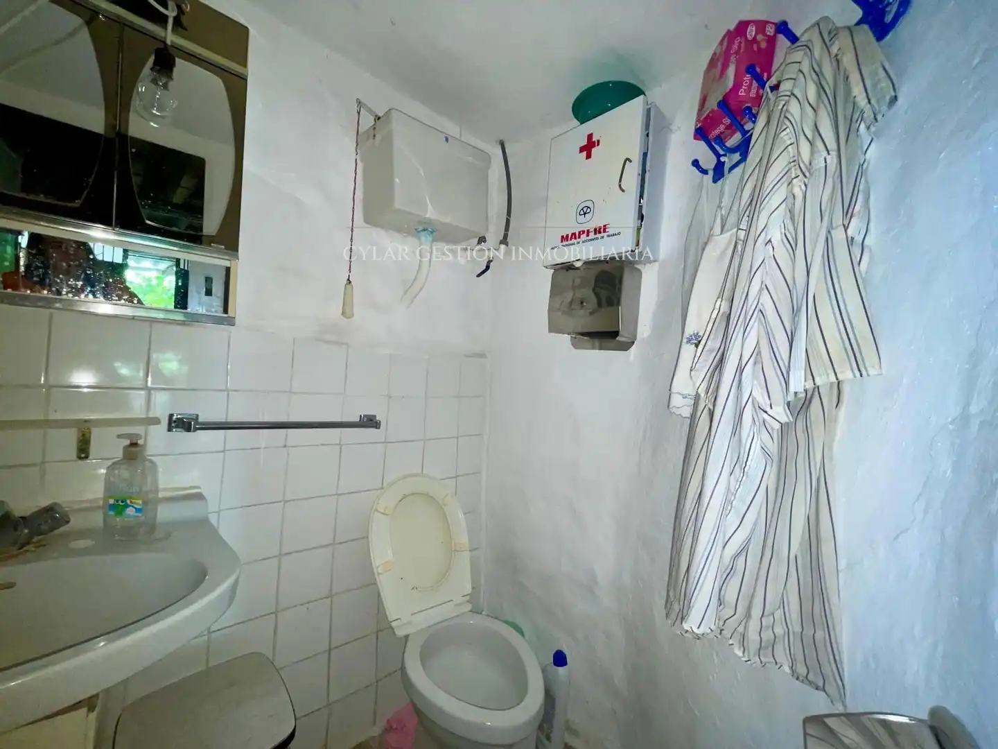 Baño de Casa o chalet en venta en Monterrubio de Armuña con Terraza, Trastero y Piscina