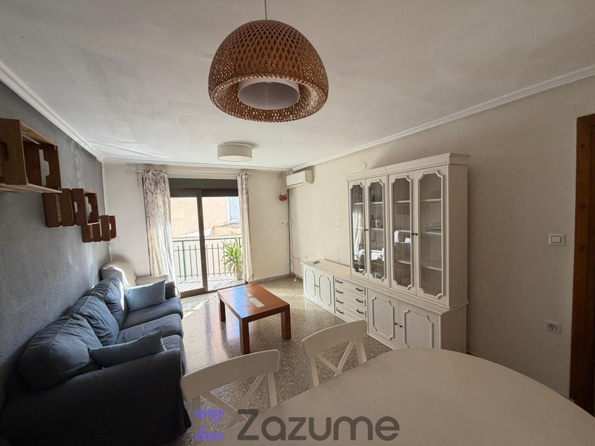 Schlafzimmer von Wohnung miete in Mislata mit Klimaanlage, Möbliert und Ofen