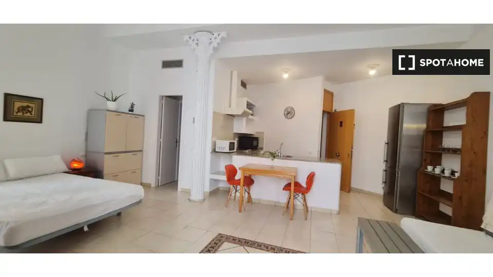 Fotografía del inmueble reportado: 1.050 €/mes — Barri Gòtic, Barcelona