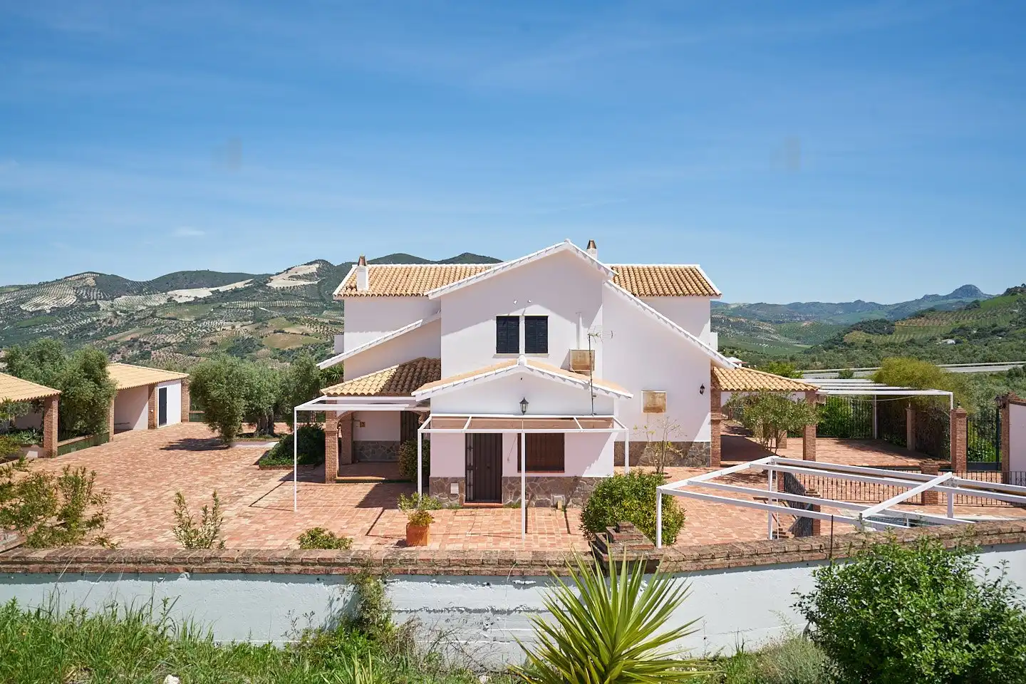 Vista exterior de Residencial en venta en Olvera