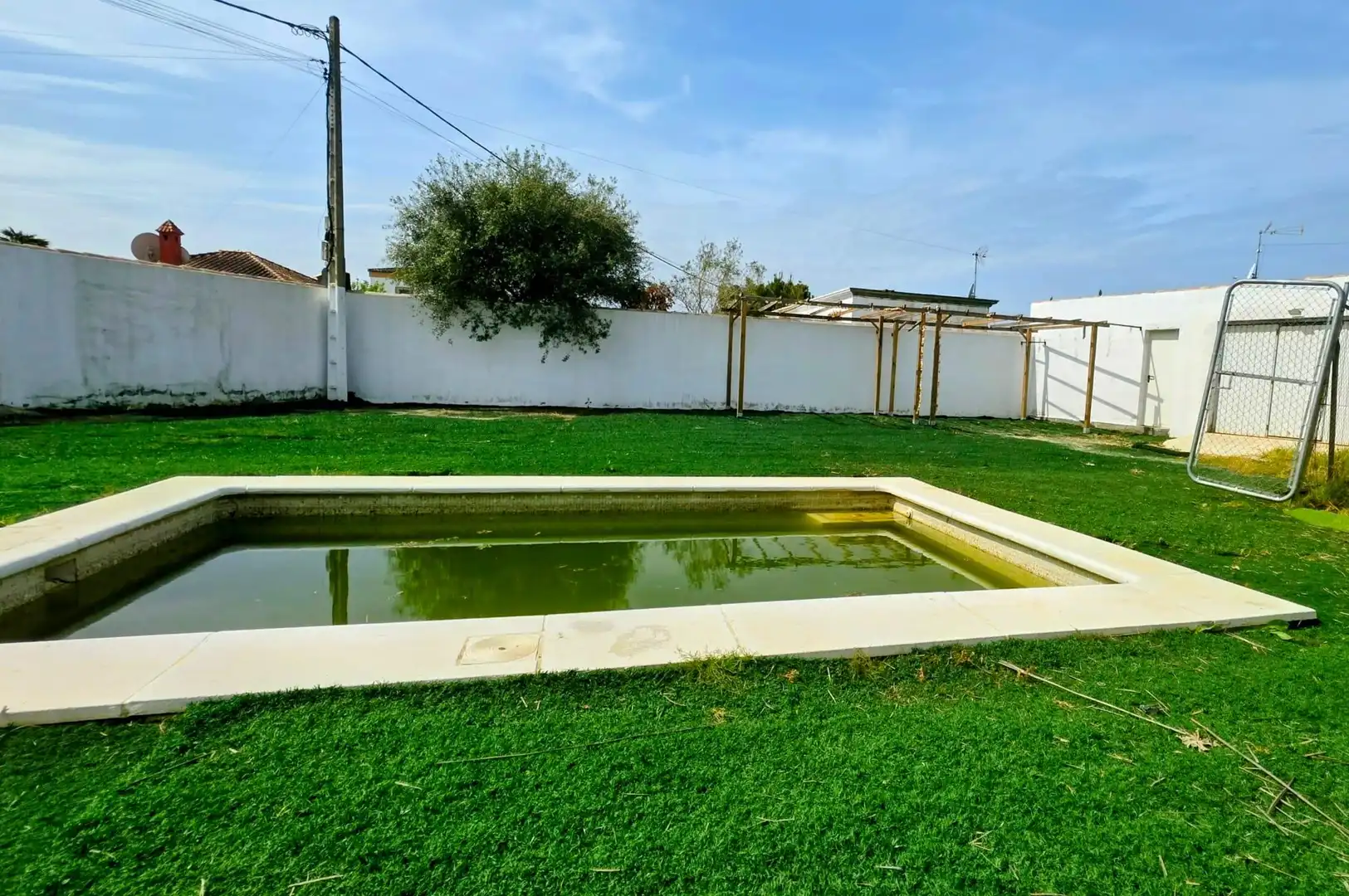 Swimming pool of Country homes for sale in Chiclana de la Frontera  with Private garden, Terrace and Swimming Pool