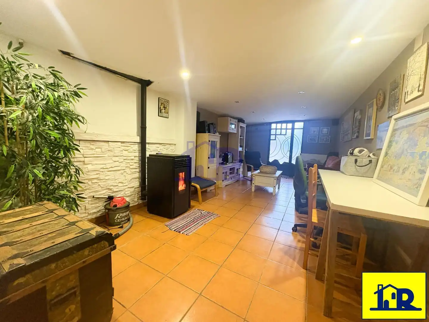 Detached homes for sale in Cuenca  with Air Conditioner, Heating and Swimming Pool