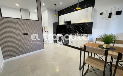 Kitchen of Flat to rent in Torrejón de Ardoz  with Air Conditioner, Swimming Pool and Washing machine