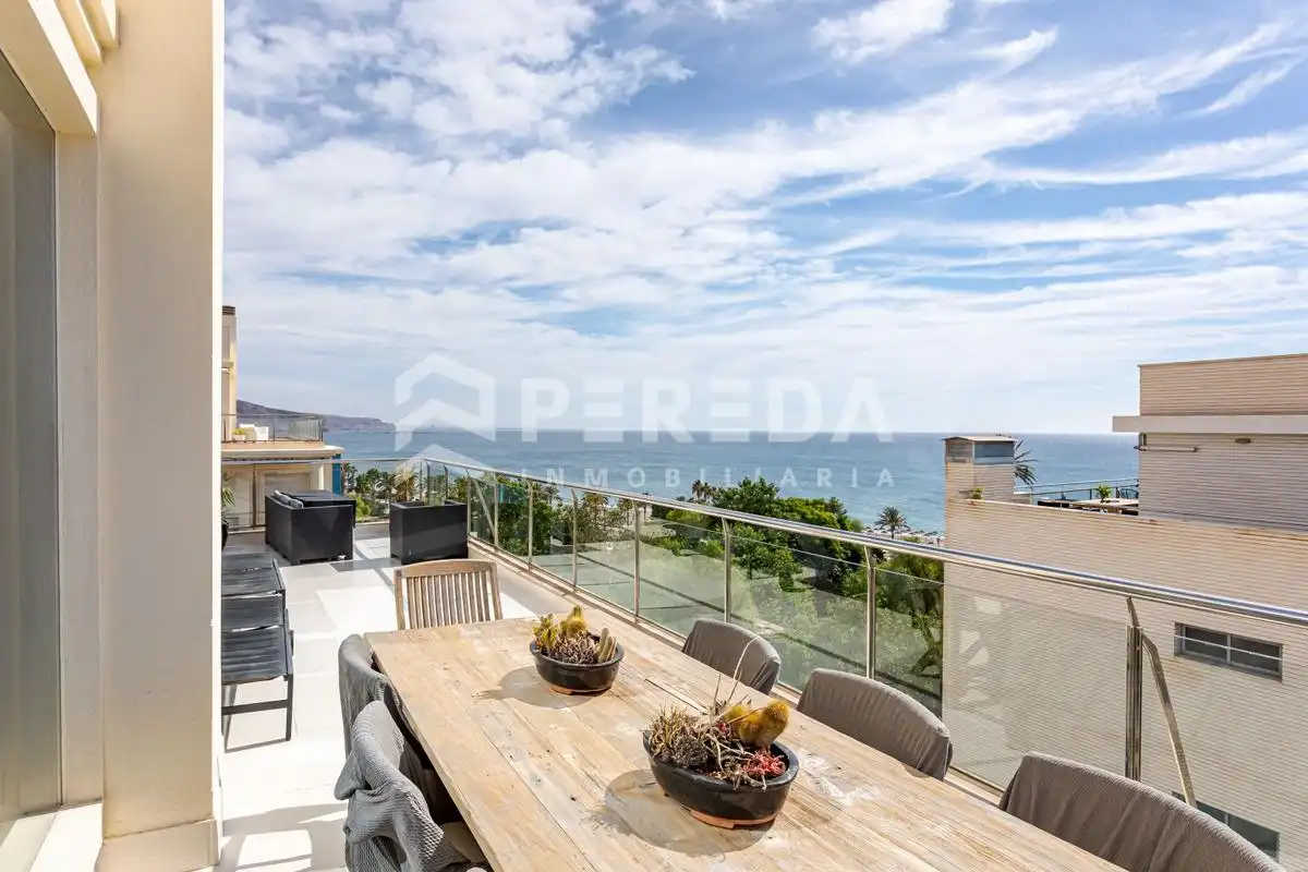 Terraza de Ático en venta en Roquetas de Mar con Aire acondicionado, Terraza y Piscina comunitaria