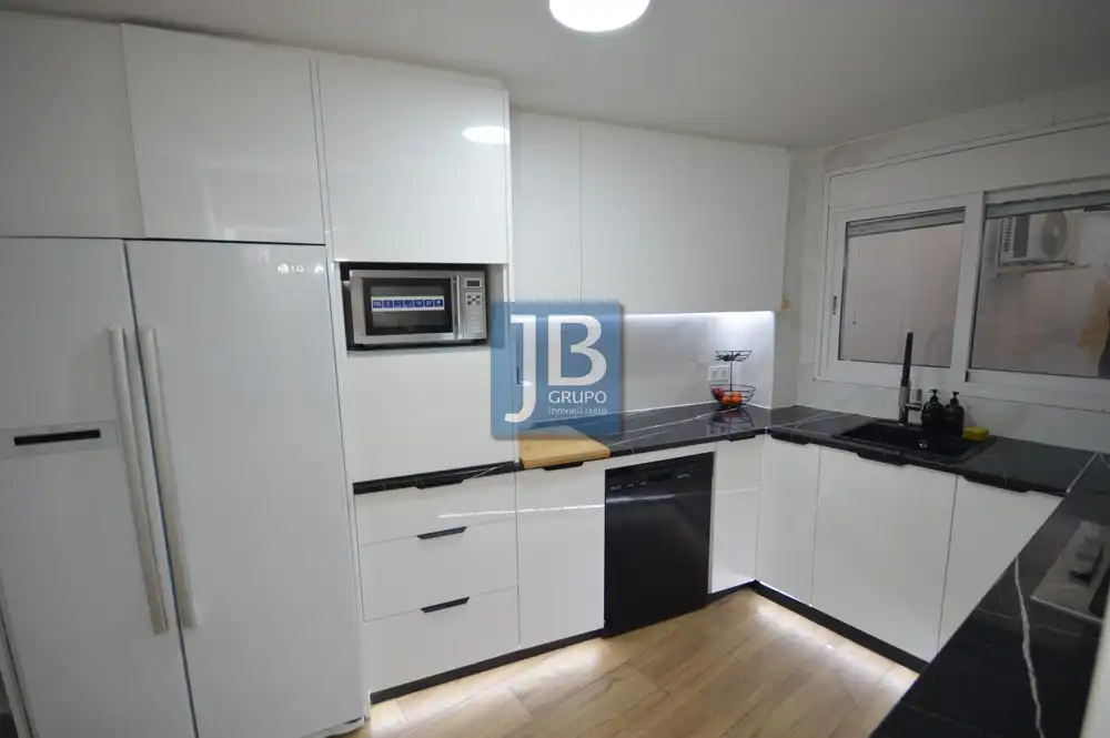 Kitchen of Flat for sale in Xàtiva  with Air Conditioner and Terrace