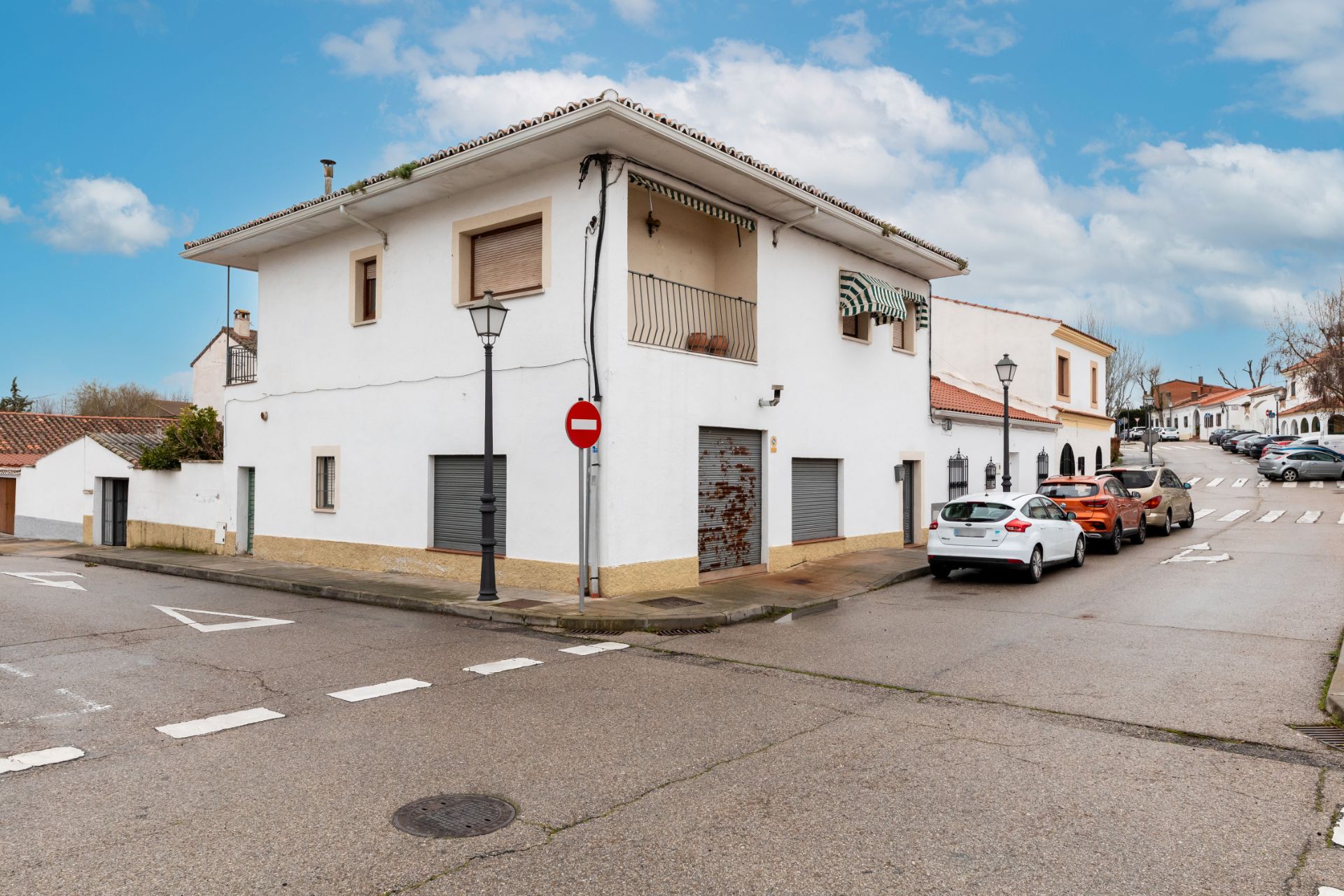 Vista exterior de Casa adosada en venda en Navalcarnero amb Calefacció, Jardí privat i Terrassa