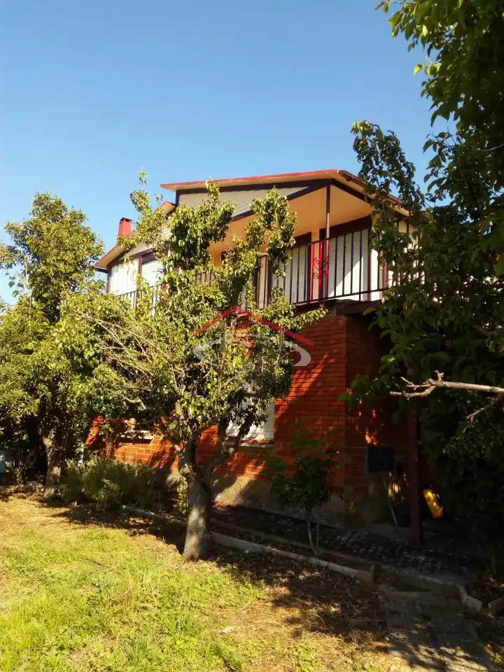 Vista exterior de Casa o chalet en venta en Vegas del Condado con Calefacción, Jardín privado y Terraza