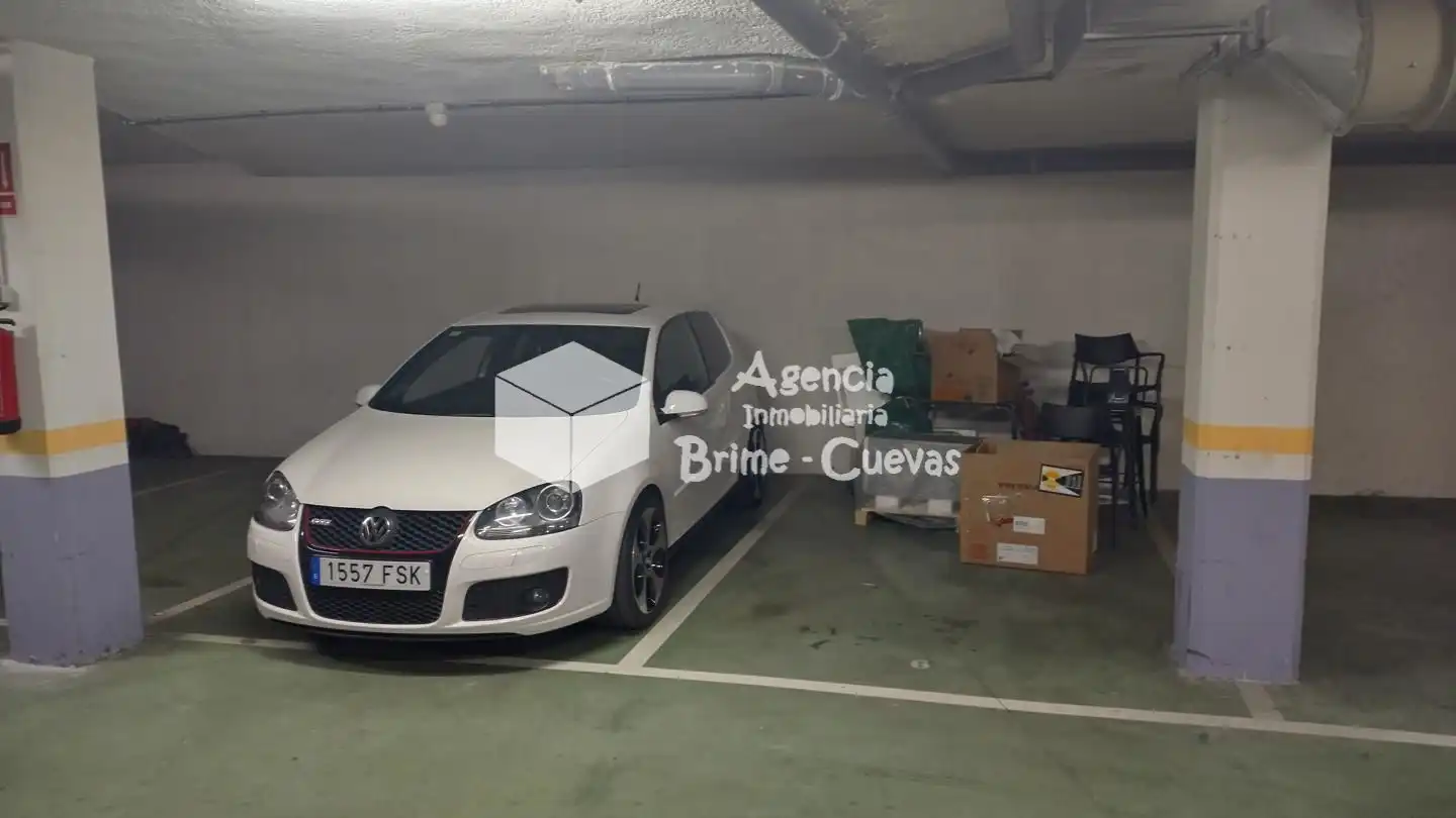 Parkplatz von Garage zum Verkauf in Laviana